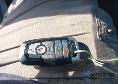 2022 Ford F-150 Lariat из США, поврежденный, VIN 1FTFW1E84NFC22607